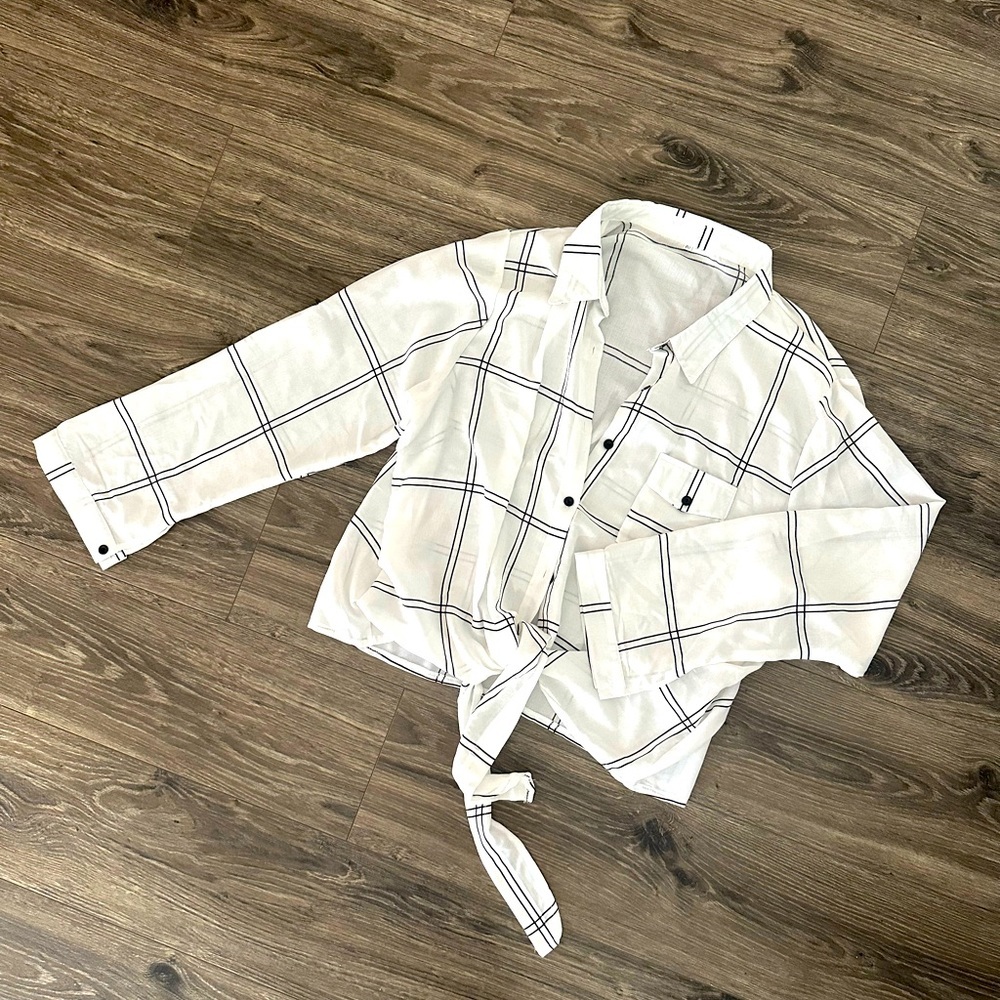 SHEIN White & Black Plaid Button Up Tie Front Blouse